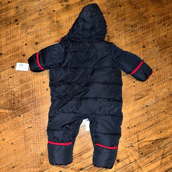 Spyder fleece lined 18 month insulated hooded snowsuit - Picture 6 of 6